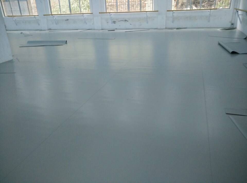 舞蹈教室地板胶铺设工程--张艺谋漓江艺术学校