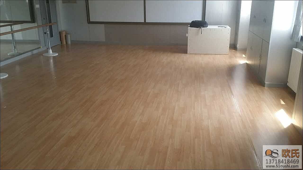 北京地坛小学舞蹈室地胶案例